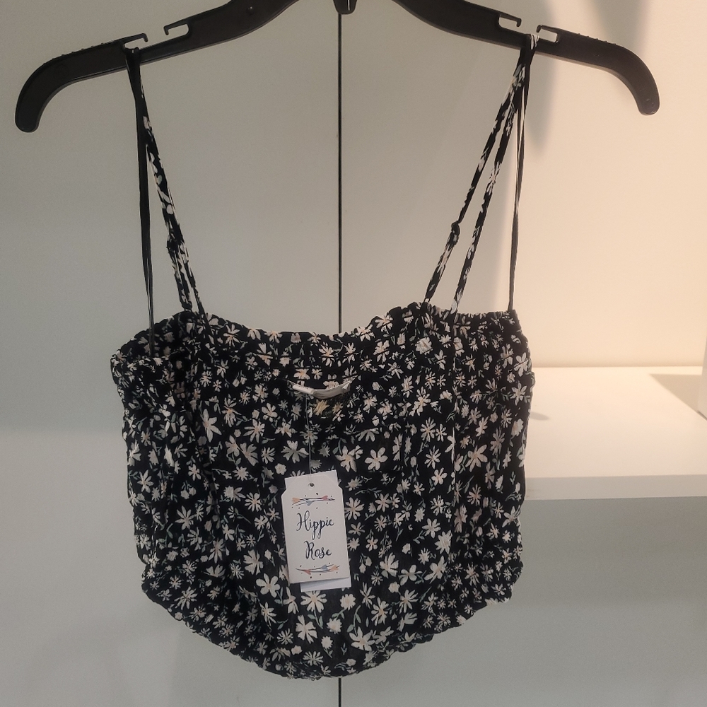 Hippie Rose black Floral crop top